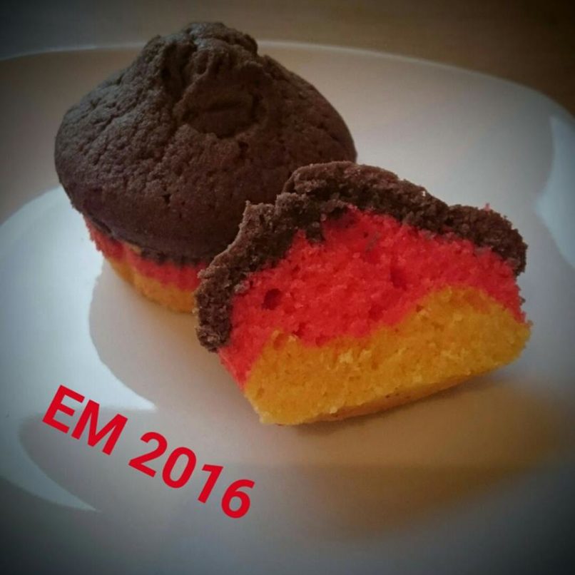 Muffins in den Deutschlandfarben