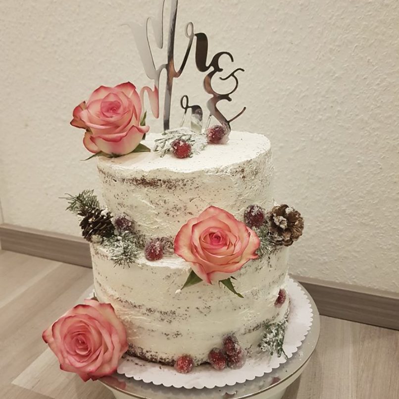 Winterliche Hochzeitstorte