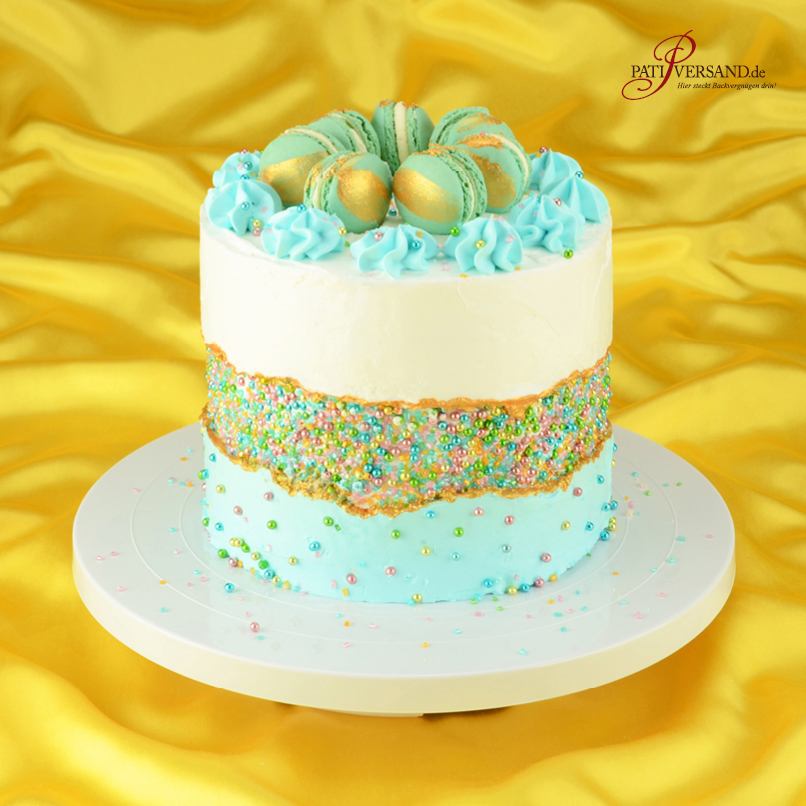 Fault Line Cake mit Sprinkles