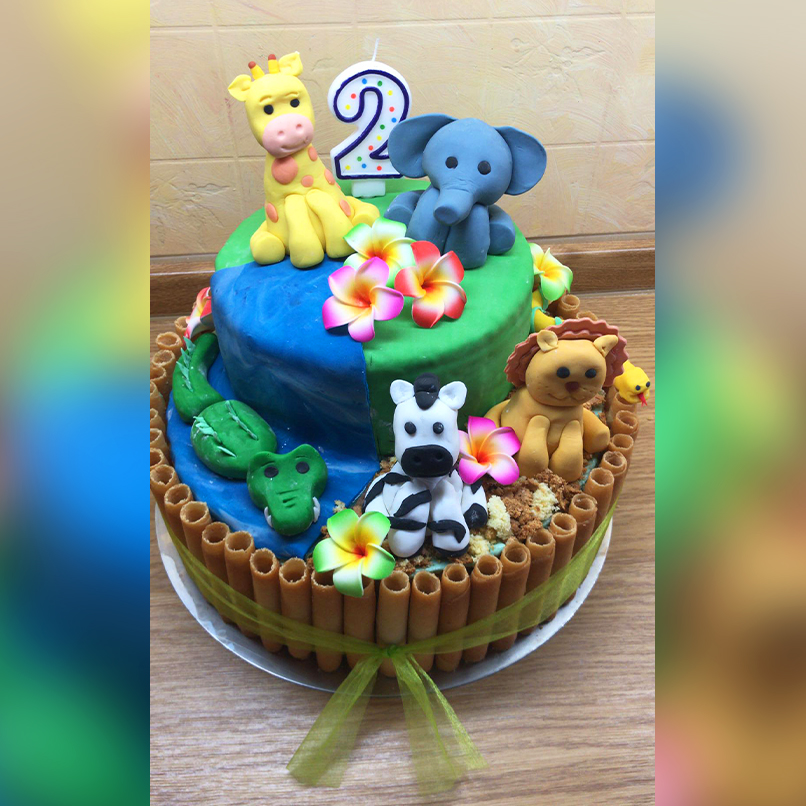 Kindergeburtstags-Torte mit Zootieren