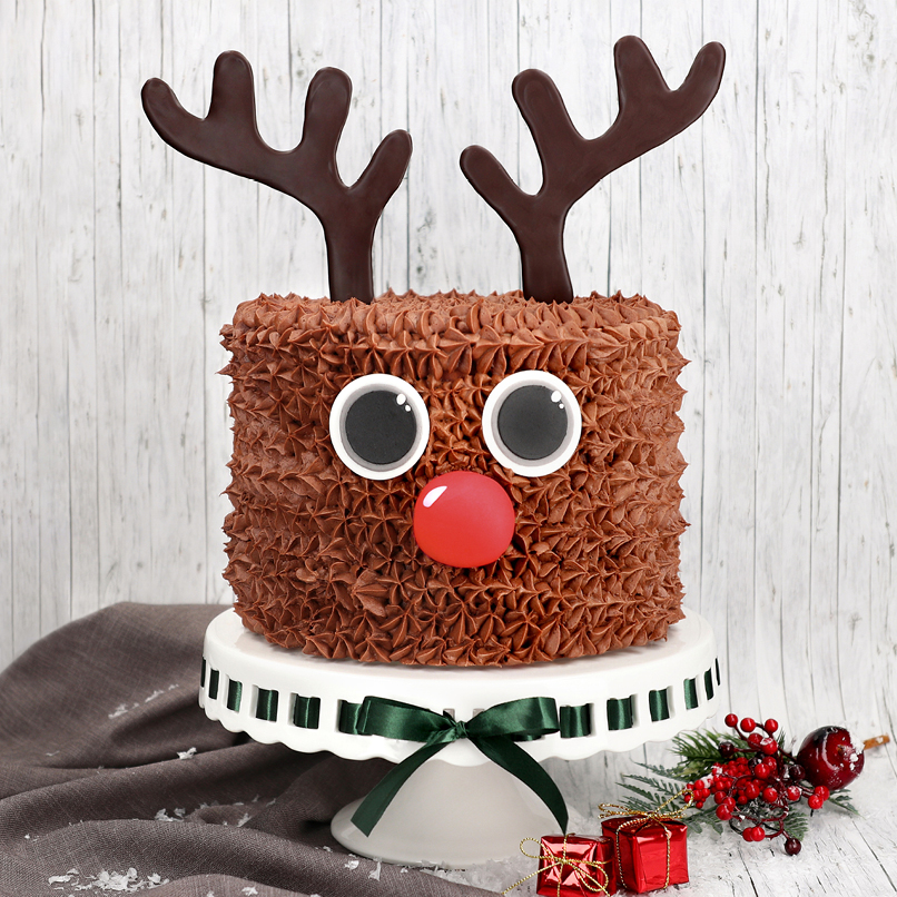 Rentiertorte mit Gesicht und Geweih