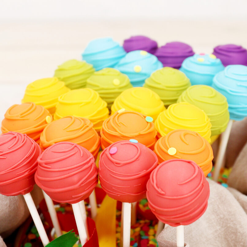 Kunterbunte Cake-Pops
