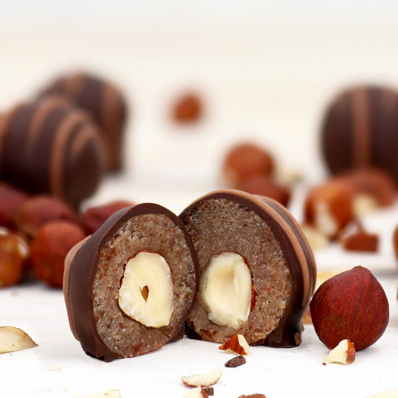 Haselnuss-Praline mit knackigem Kern