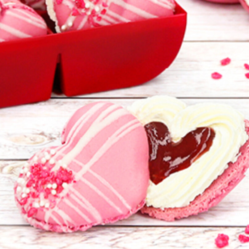 Vanille-Kirsch-Macarons Set – Angebot des Monats April